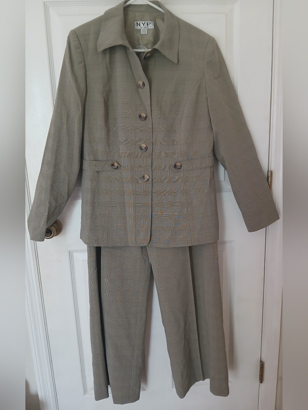NYP Suits Women's Beige-Tan Polyester Blazer & Pant 2 Pc's Suit 14